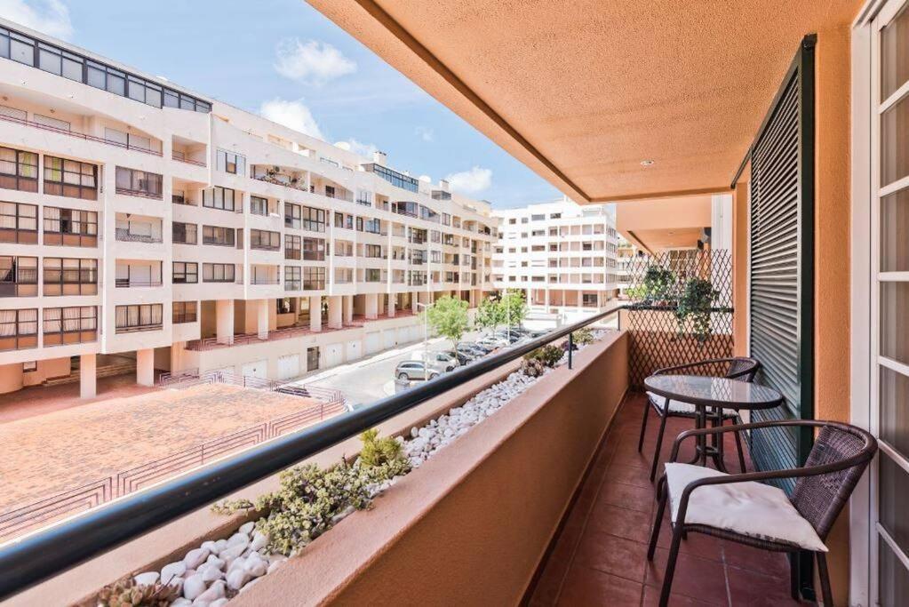 1br W/ Pool