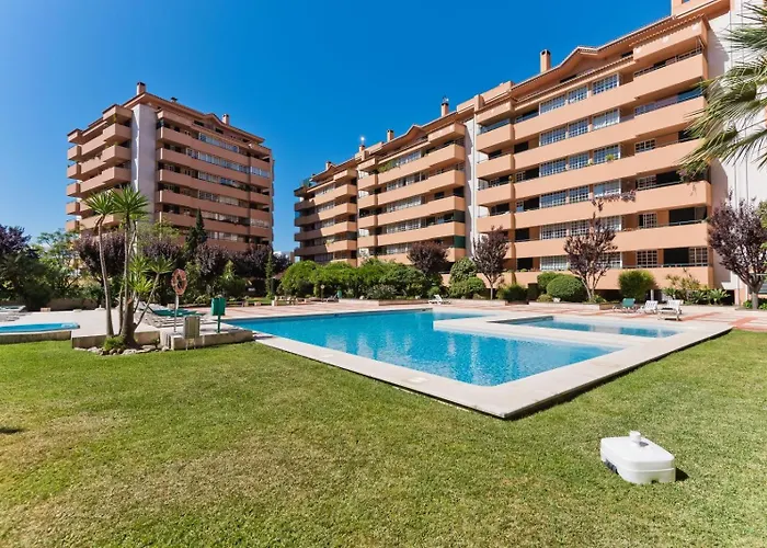 Cascais 1Br W/ Pool